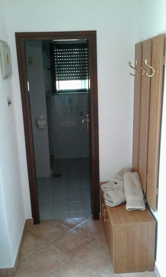 Apartment Tijano Krnica Exteriör bild